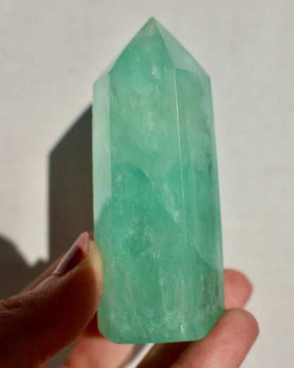 textured Fluorite Obelisk, Icey Seafoam Green Crystal 3-4" in lighting effect